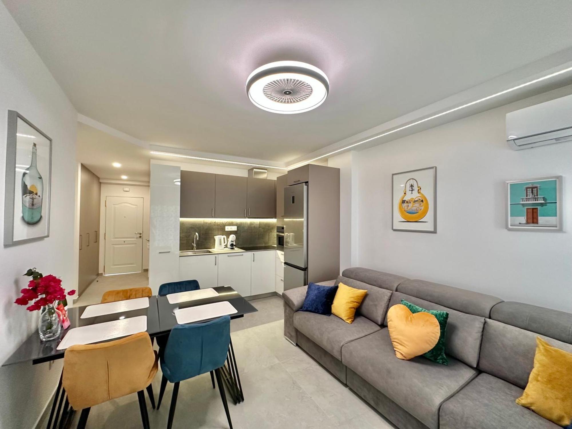 Sunset Apartment 2 & Heated Pool Los Cristianos  Ngoại thất bức ảnh