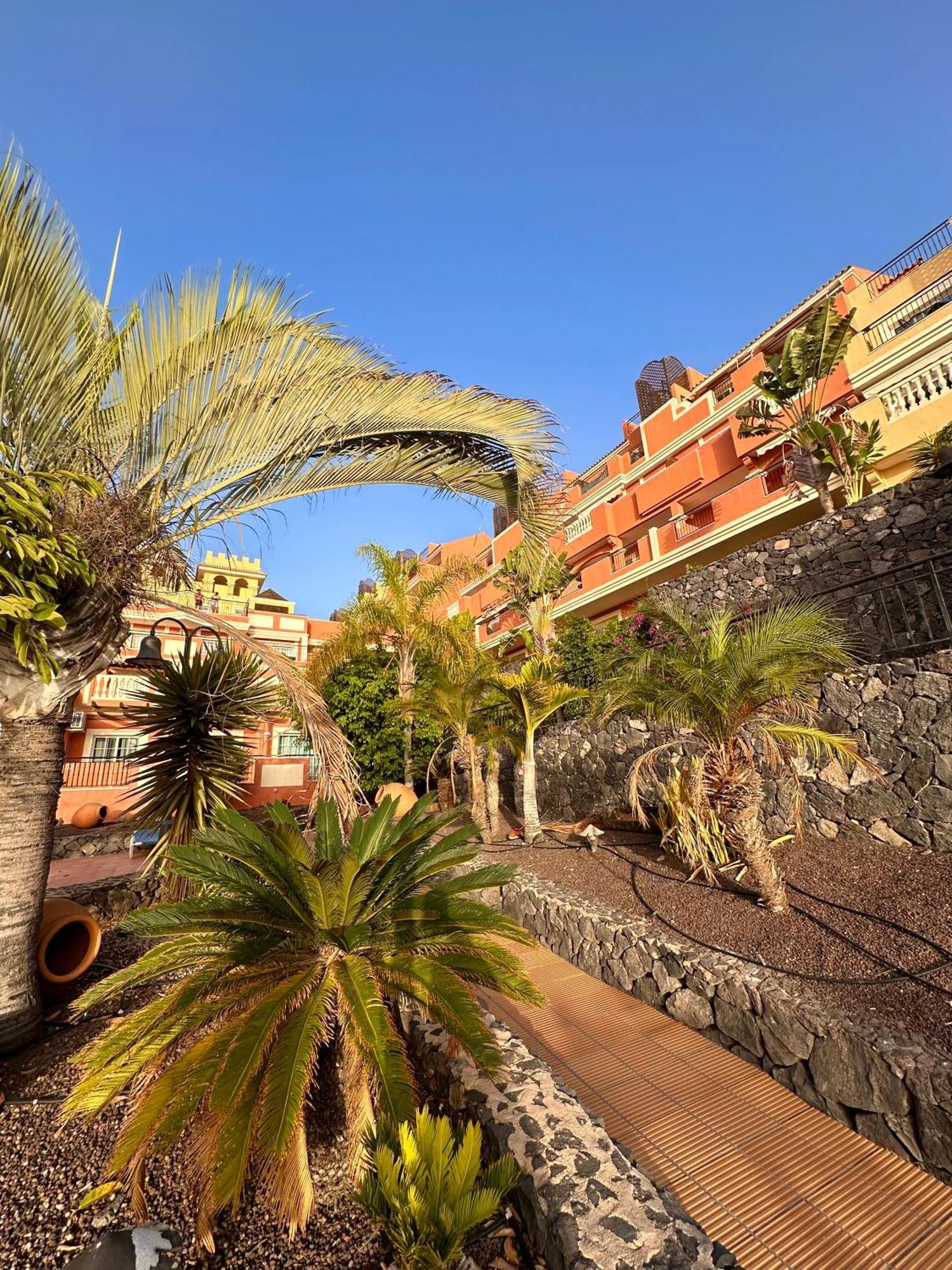 Sunset Apartment 2 & Heated Pool Los Cristianos  Ngoại thất bức ảnh