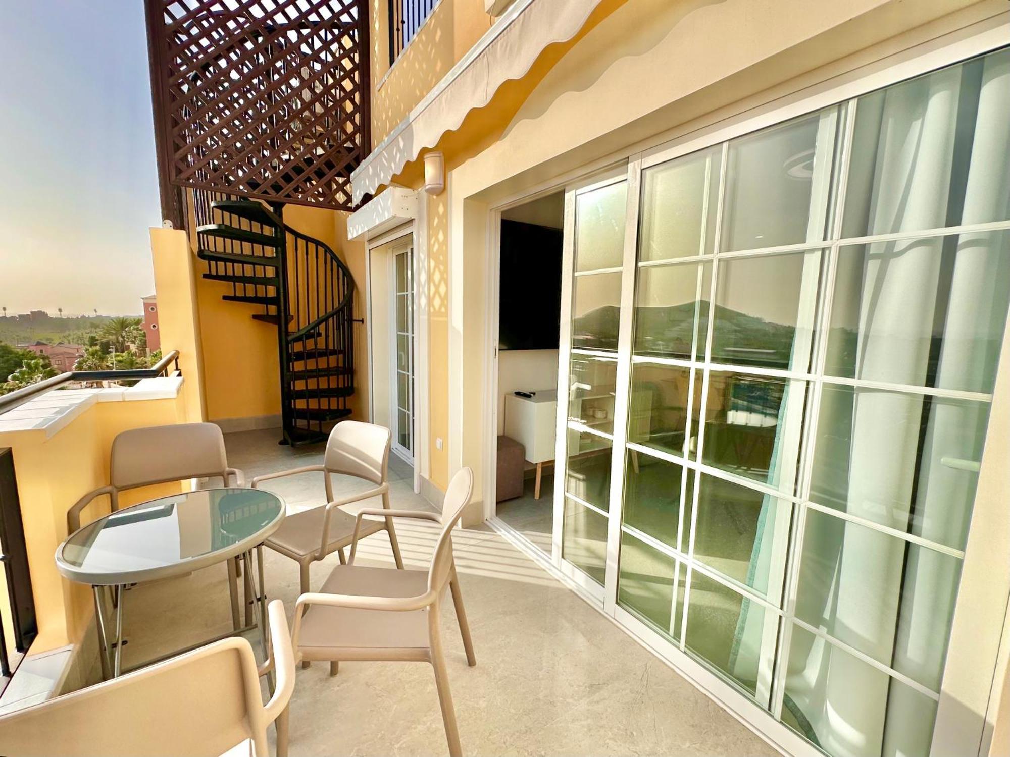 Sunset Apartment 2 & Heated Pool Los Cristianos  Ngoại thất bức ảnh